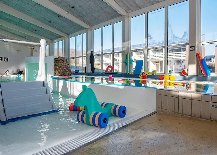 Apartment 4 Person In *