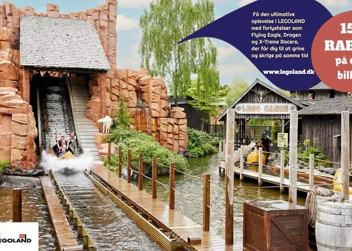 4 Person In Apartment